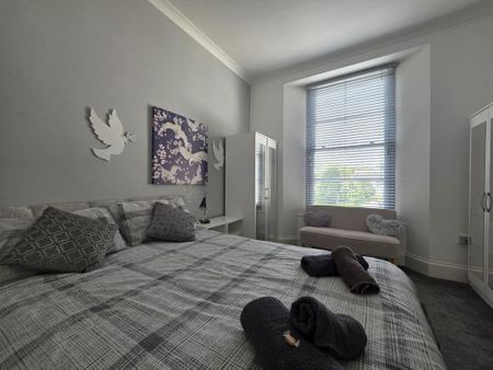 1 bedroom property to rent - Photo 3