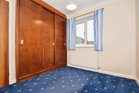 2 bedroom detached bungalow to rent - Photo 5