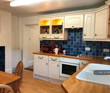 2 bedroom semi-detached house to rent - Photo 6