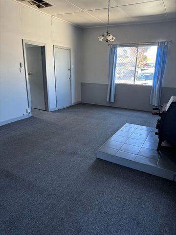 QUAINT HOME IN A CENTRAL LOCATION - Photo 2