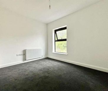 Kinder Close, Thornton, Bradford, BD13 - Photo 1