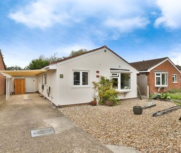 Larch Close - Photo 2