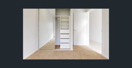 Brand New 4-bedroom beautiful home in Calamvale awaits! - Photo 5