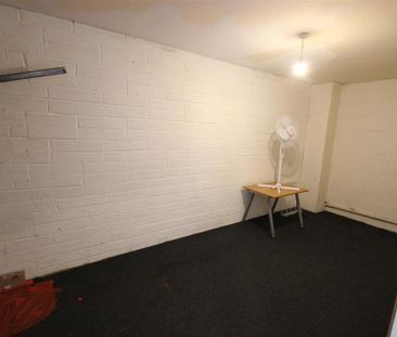 3 bedroom house to rent - Photo 2