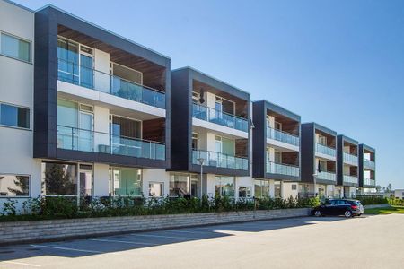 I denne skønne 3-værelses lejlighed får du: - Foto 4