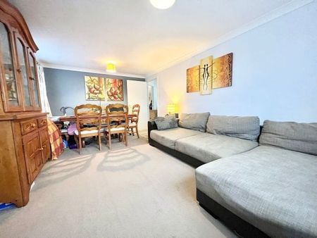 Park Cottage Drive, Fareham - Photo 2