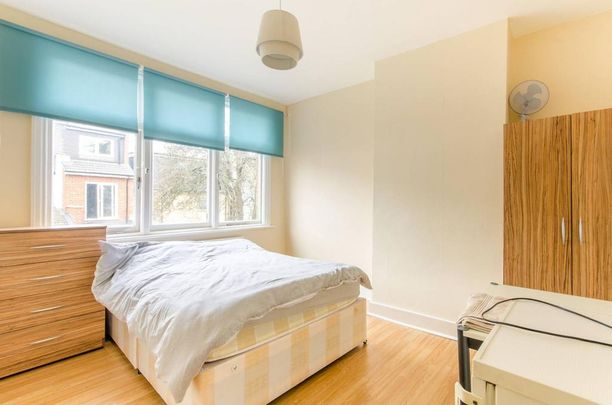 4 bedroom house to rent - Photo 1