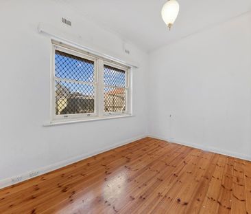 Charming Character Home in Prime Salisbury Location - Photo 3