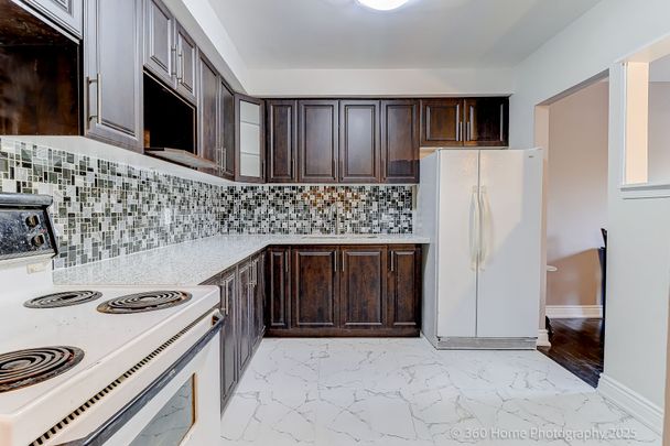 For Lease - 426 Dawes Road Unit# A, Toronto, Ontario - Photo 1