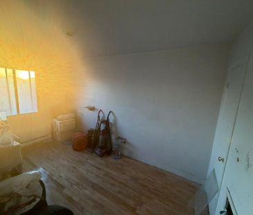 Chambre à coucher à louer - Photo 1