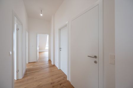 ++FonteFlats++ Prestigious 4-room Penthouse – First Occupancy with Exceptional Outdoor Space - Photo 3