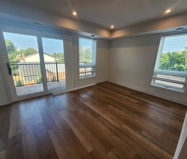 689 Churchill Avenue North - 303 - Photo 1