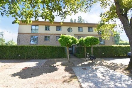 Appartement te huur - Foto 2