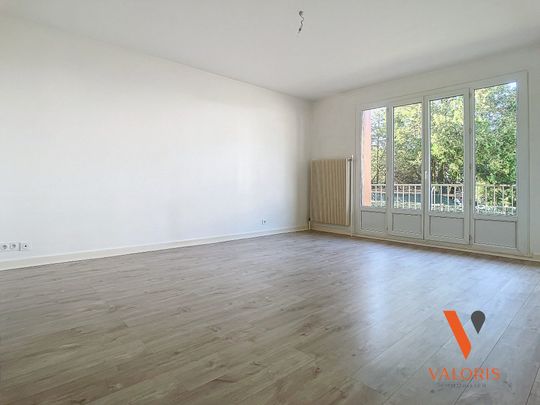 Location Appartement 3 pièces 71m² ECHIROLLES 38130 - Photo 1