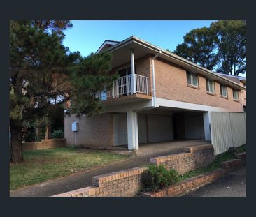 Great family home in a convenient location in Hurstville - Photo 5