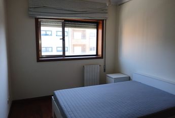 Apartamento T2 no Centro da Senhora da Hora em Matosinhos