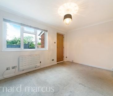 Ruxley Mews - Photo 1