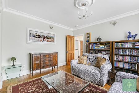 5 bedroom semi-detached house to rent - Photo 2