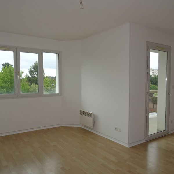 Location Appartement 2 Pièces 46 m² - Photo 1