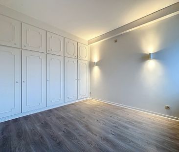 Appartement te huur - Foto 2