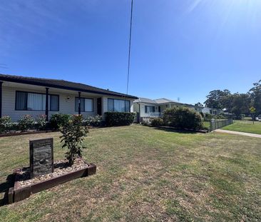 Three Bedroom Home - Photo 1