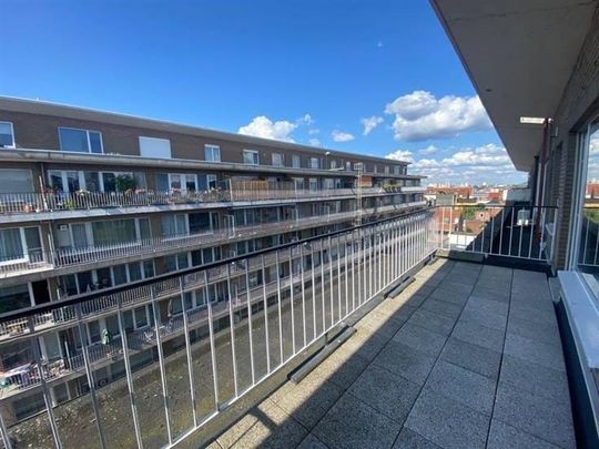 Appartement te huur - Photo 1