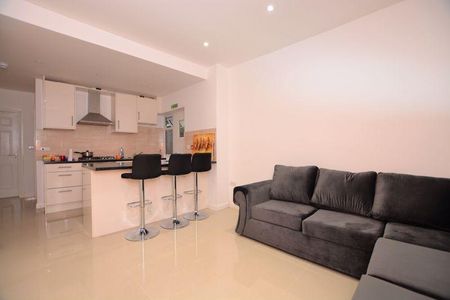 House share to rent - Photo 3