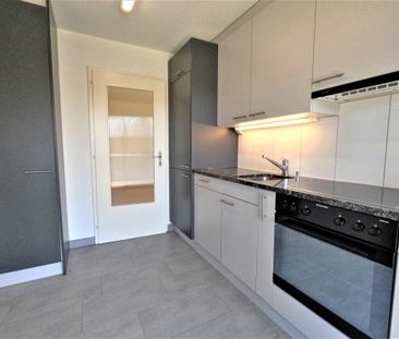 Helle 3.5-Zimmer-Wohnung - Photo 3