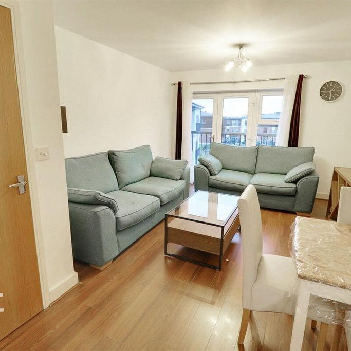 2 bedroom flat to rent - Photo 1