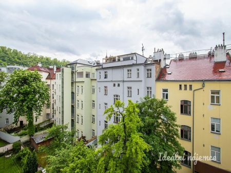Pronájem bytu 1+kk 33 m2 - Photo 4