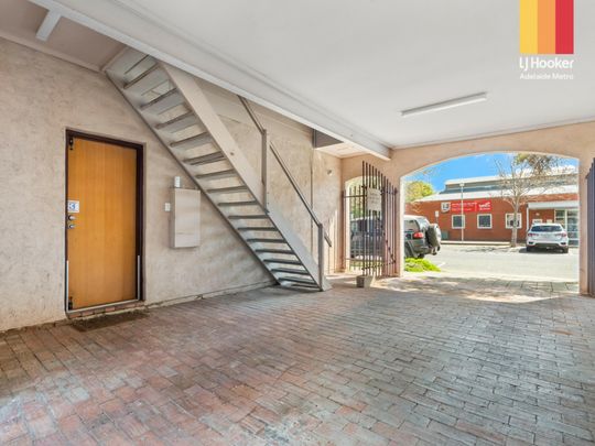 2/2 Nile Street, Port Adelaide - Photo 1