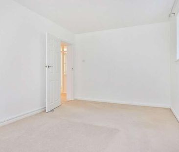 Gleneagles, The Avenue, Poole, BH13 - Photo 2