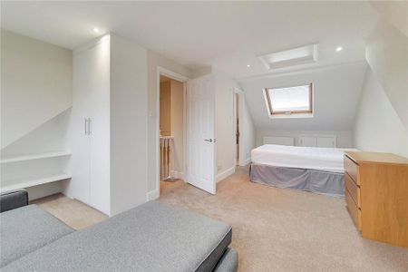 4 bedroom terraced house to rent - Photo 2