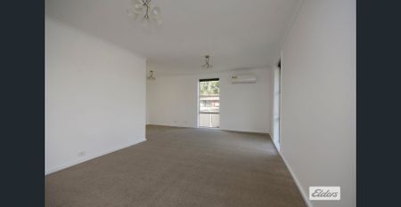 Modern Family Living with Space, Comfort & Convenience in Prime Wodonga Location - Photo 2
