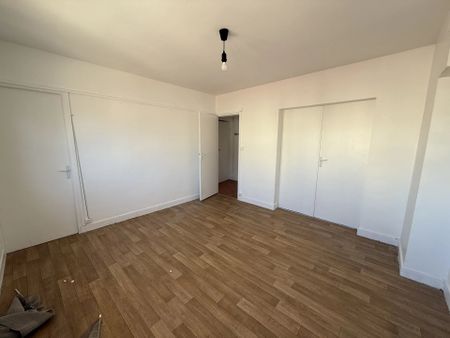Location Appartement 2 pièces 43m² LE PORTEL 62480 - Photo 4