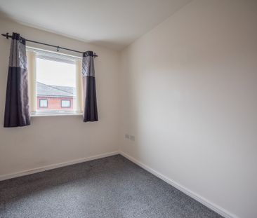 2 bed apartment to rent in Penstock Drive, Stoke-on-Trent - Photo 1