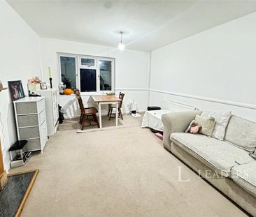 3 bedroom house to rent Webster Avenue, Kenilworth, Warwickshire, CV8 - Photo 2