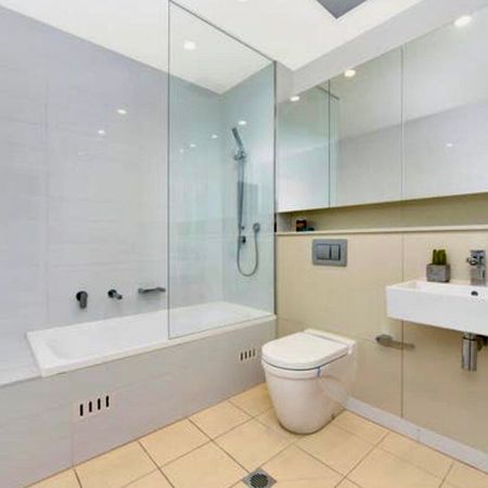 Wentworth Point - Photo 4