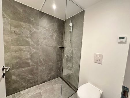 Lys 3-værelses lejlighed med altan i Nørresundby - Photo 5