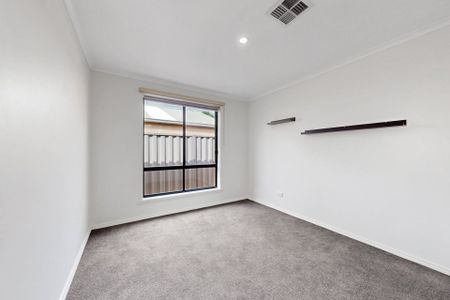 Beautiful and Functional Family Sized Home - Photo 4