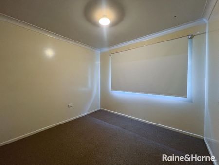2 Bedroom Brick Unit in West Warwick - Photo 2