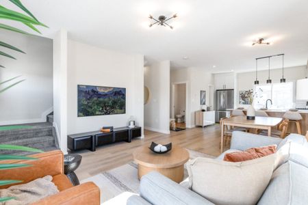 Edmonton Unfurnished townhouse Rental in Orchards - Stunning NEW Townhome In Vibrant Orchards Community With Double Garage! - Photo 2