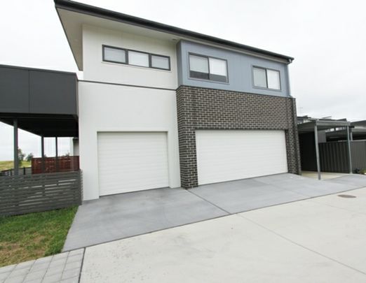 Spacious Googong Terrace Townhouse - Photo 1