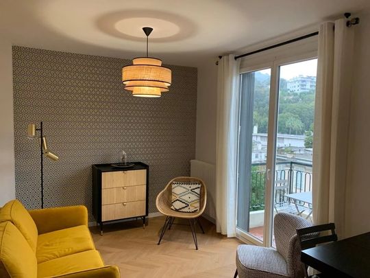 Location Appartement 3 pièces NICE 06300 - Photo 1