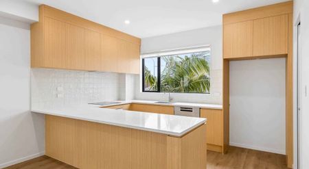 Easy Executive living. - Photo 3