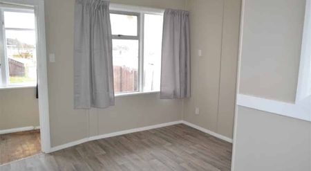 LEVIN-3 BEDROOMS. - Photo 5