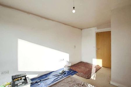 Kitchener House, Warwick Road, West Drayton, UB7 - Photo 4