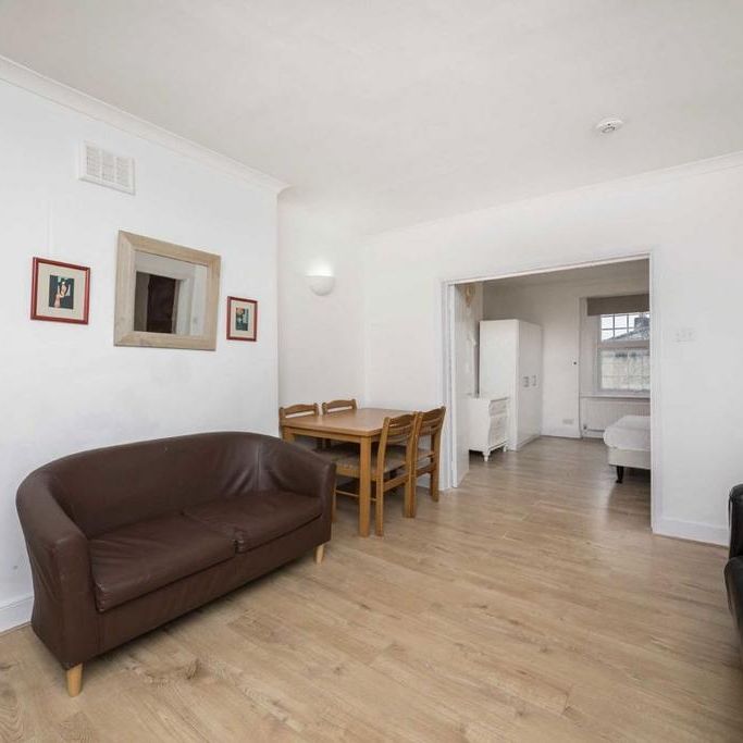 1 bedroom flat to rent - Photo 1