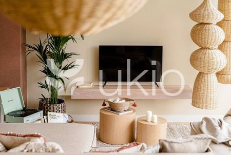 5 room luxury Apartment for rent in C/ de la Santísima Trinidad, 5, Madrid, Province of Madrid, Community of Madrid - Photo 4