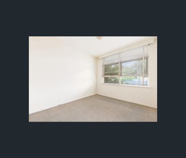 6/37 Orrong Rd, Elsternwick, Vic 3185 - Photo 5